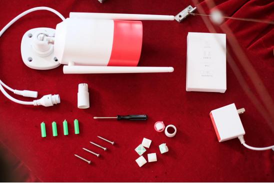 有线双WiFi天线，360智能摄像机红色警戒版智能主动监控评测