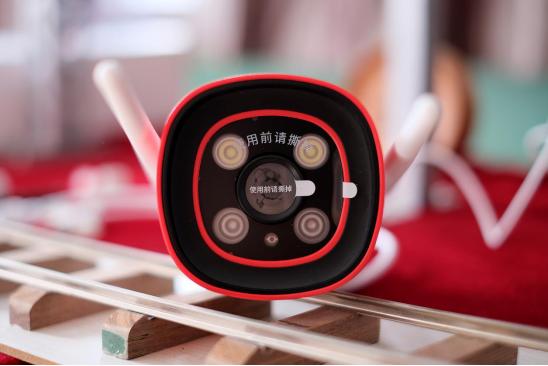 有线双WiFi天线，360智能摄像机红色警戒版智能主动监控评测