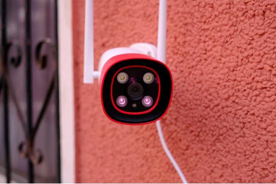 有线双WiFi天线，360智能摄像机红色警戒版智能主动监控评测