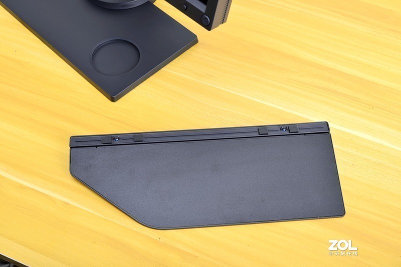 极速、极限、极致，240Hz超高刷新率之美的卓威XL2540电竞显示器