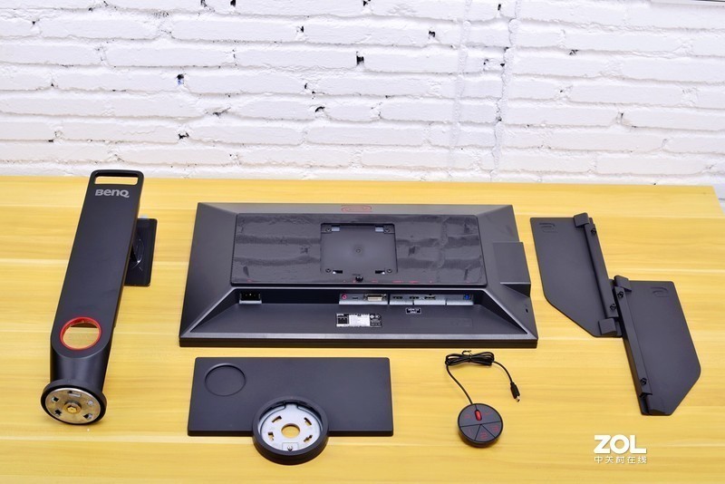 极速、极限、极致，240Hz超高刷新率之美的卓威XL2540电竞显示器