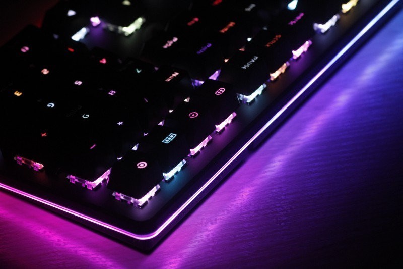 流光璀璨，灿若星河----达尔优EK925 RGB暗夜流光机械键盘