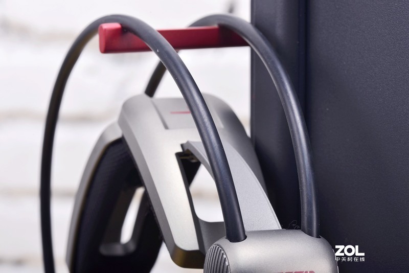 极速、极限、极致，240Hz超高刷新率之美的卓威XL2540电竞显示器