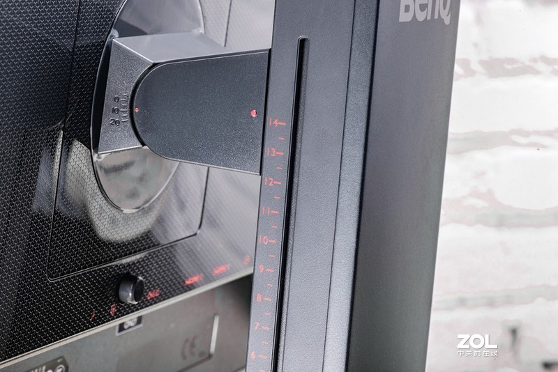 极速、极限、极致，240Hz超高刷新率之美的卓威XL2540电竞显示器