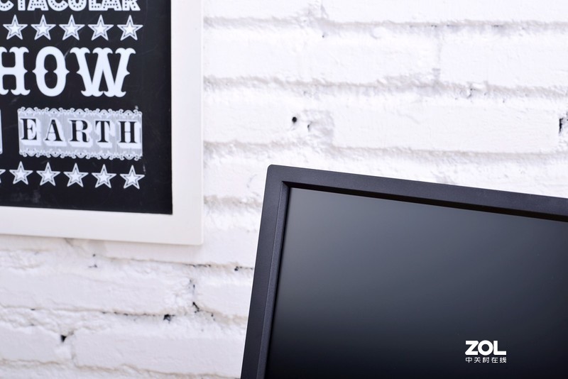 极速、极限、极致，240Hz超高刷新率之美的卓威XL2540电竞显示器