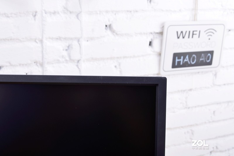 极速、极限、极致，240Hz超高刷新率之美的卓威XL2540电竞显示器