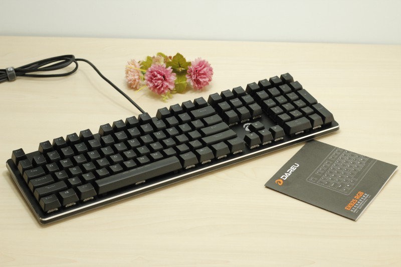 流光璀璨，灿若星河----达尔优EK925 RGB暗夜流光机械键盘