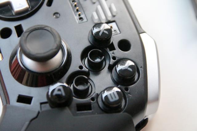 详测北通宙斯游戏手柄，让你玩游戏避坑！