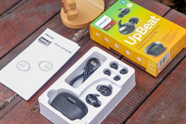 恐是千元内最出色真无线蓝牙耳机，飞利浦SHB2505体验测评