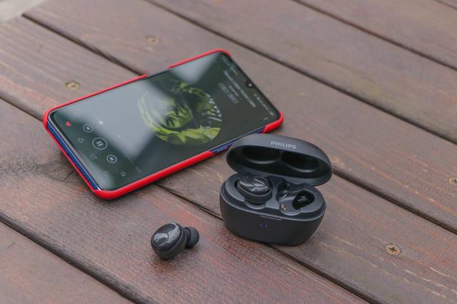 恐是千元内最出色真无线蓝牙耳机，飞利浦SHB2505体验测评