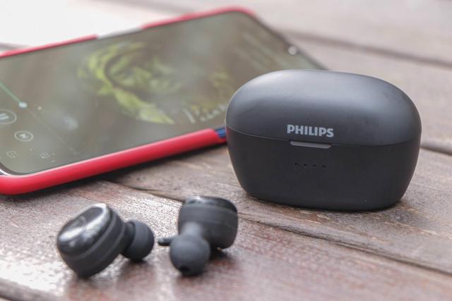 恐是千元内最出色真无线蓝牙耳机，飞利浦SHB2505体验测评