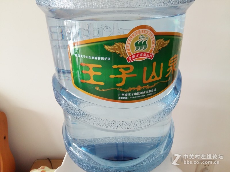 星空体育平台A5的拍照性能的确不咋地，只能算中等偏下水平！