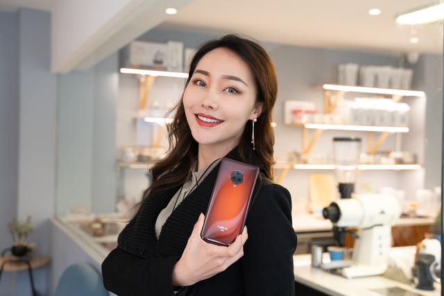 高通骁龙865+全焦段覆盖！无界瀑布屏vivo NEX 3S深度体验