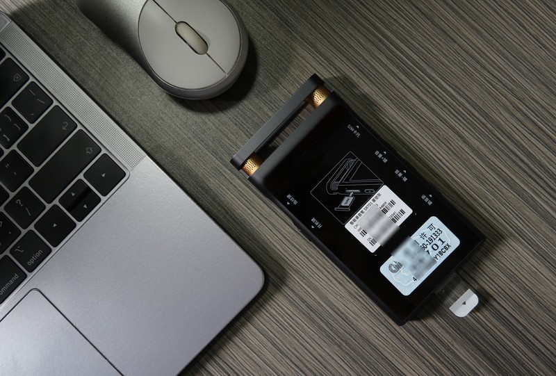 高效记录、随身“秘书”——讯飞智能录音笔SR701外观篇