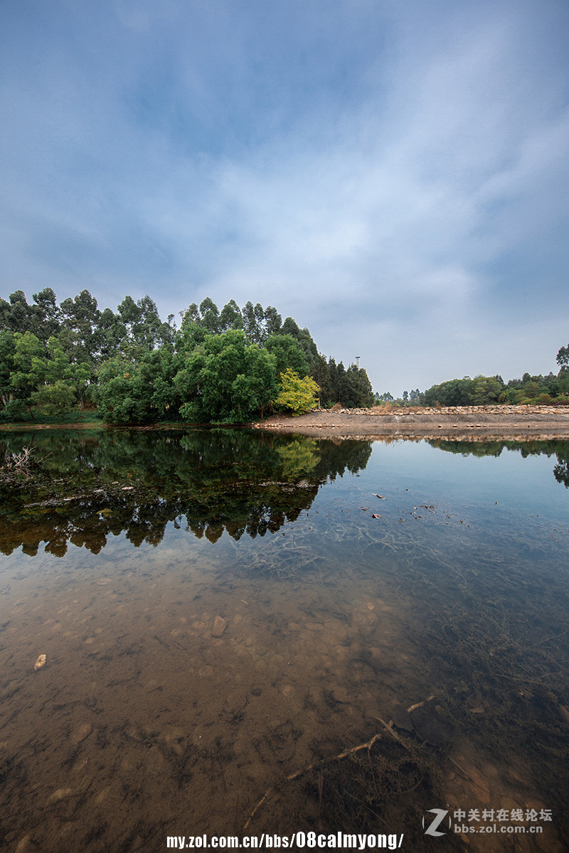 《康陵石头湖》----练习各种风景元素的比例搭配