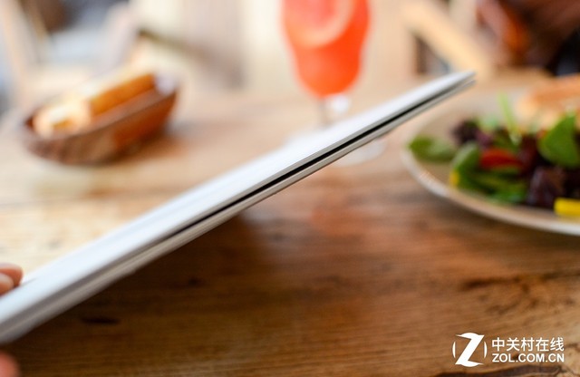 神舟优雅XS轻薄本全新外观合金材质