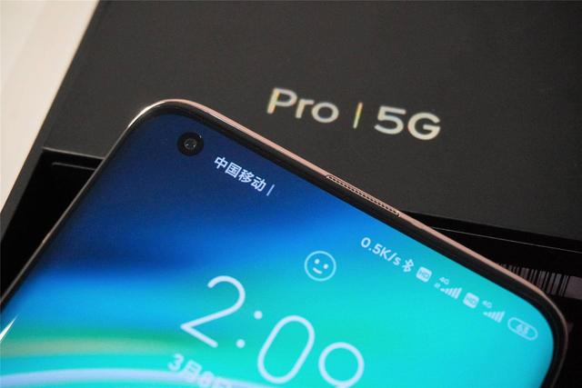 小米10 Pro上手两周体验：云评测原来都是骗人的