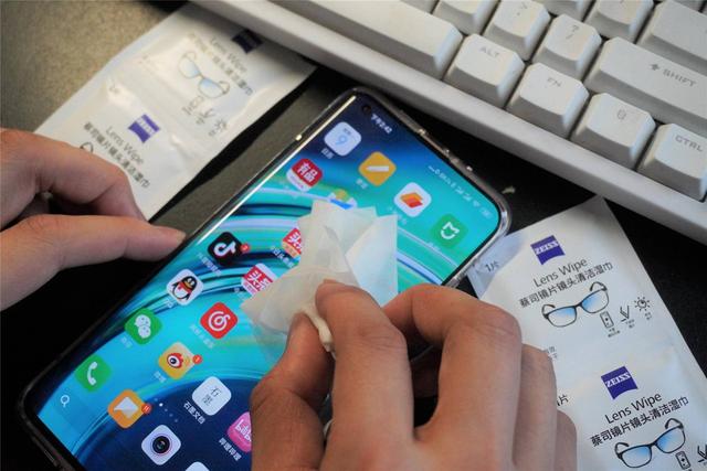 小米10 Pro上手两周体验：云评测原来都是骗人的