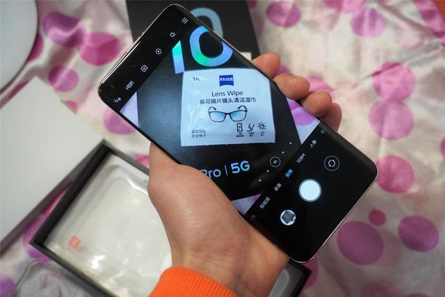 小米10 Pro上手两周体验：云评测原来都是骗人的