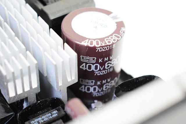 七防芯，到底是啥黑科技？一拆便知，超频三七防芯金牌电源 拆解