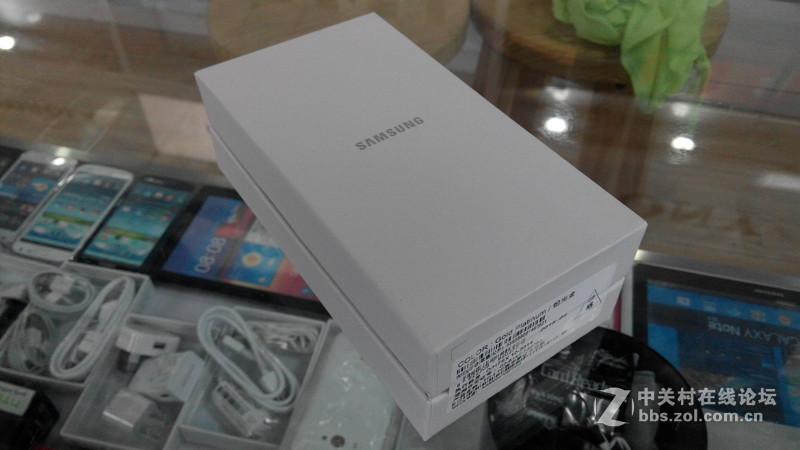 星空体育平台galaxy S6 edge曲面拆箱分享