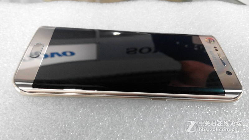 星空体育平台galaxy S6 edge曲面拆箱分享