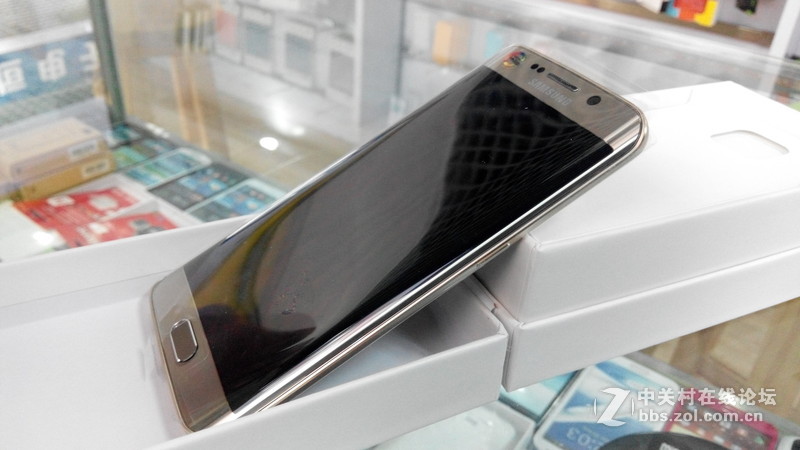 星空体育平台galaxy S6 edge曲面拆箱分享