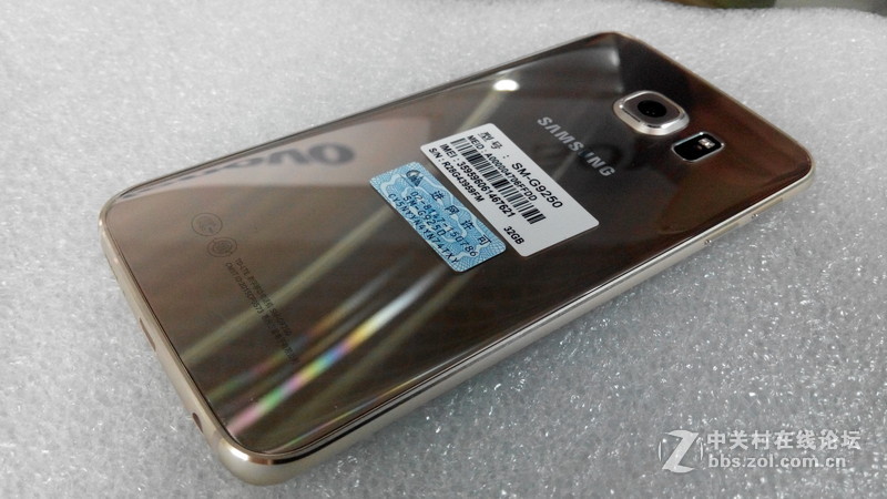 星空体育平台galaxy S6 edge曲面拆箱分享