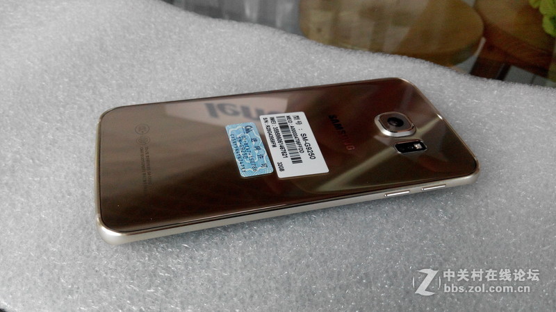 星空体育平台galaxy S6 edge曲面拆箱分享