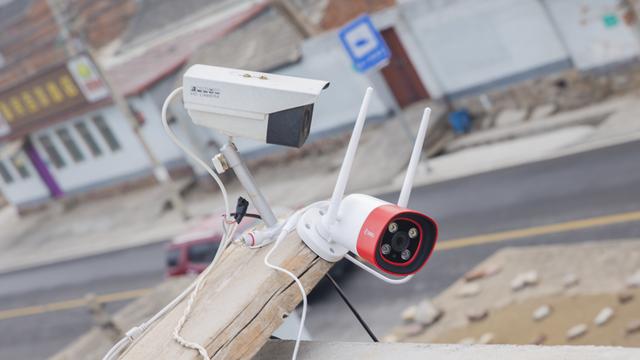有线无线声光震慑，360智能摄像机警戒版多重防护保安居