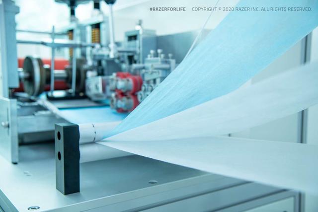 玩家的战“疫”！雷蛇全自动口罩生产线现已投入运营