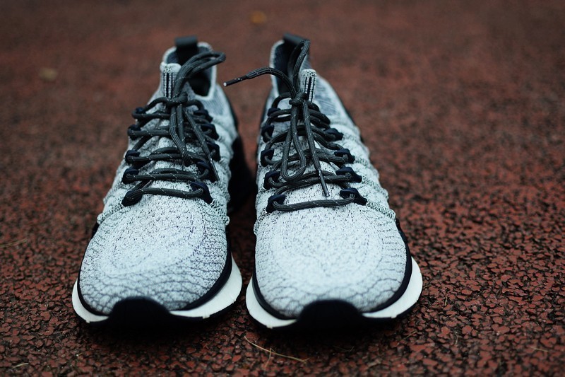 跑跳腾跃 鱼骨锁紧系统 有品米家运动鞋3 体验