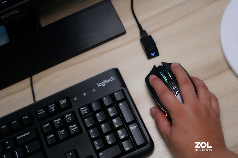 雷柏双模RGB鼠标 小白初体验 有型有色还有速度
