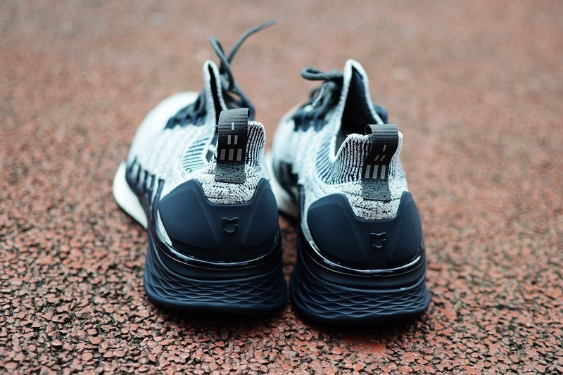 跑跳腾跃 鱼骨锁紧系统 有品米家运动鞋3 体验