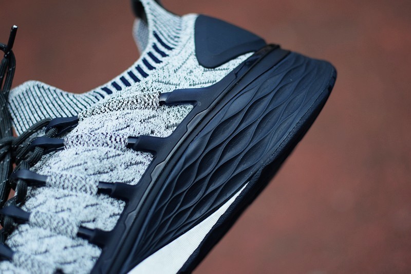 跑跳腾跃 鱼骨锁紧系统 有品米家运动鞋3 体验