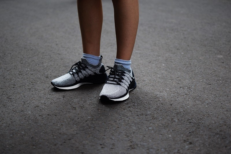 跑跳腾跃 鱼骨锁紧系统 有品米家运动鞋3 体验