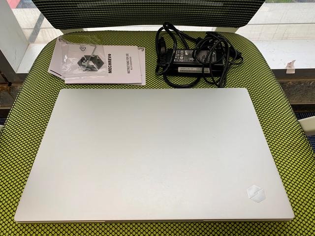 见证性价比神机！i5 8265U+MX250机械革命S1 Pro银色款上手试用