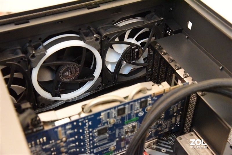 光线侧透，独领风骚---爱国者破晓X机箱升级装机记