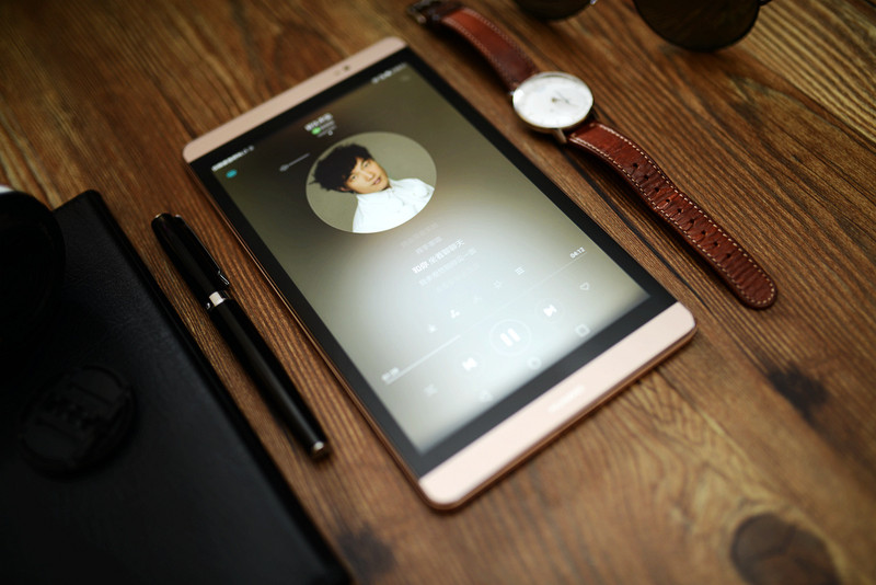 听心观行,极致影音，华为M2?揽阅体验