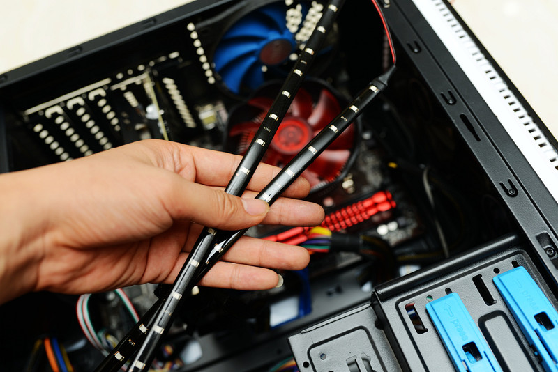 简单改造，给TT领航者加红色光污染