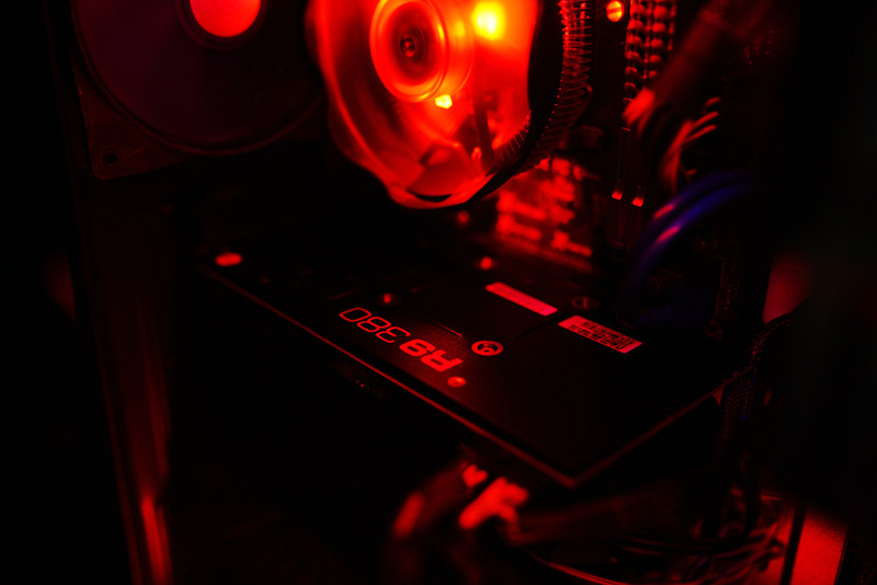 简单改造，给TT领航者加红色光污染