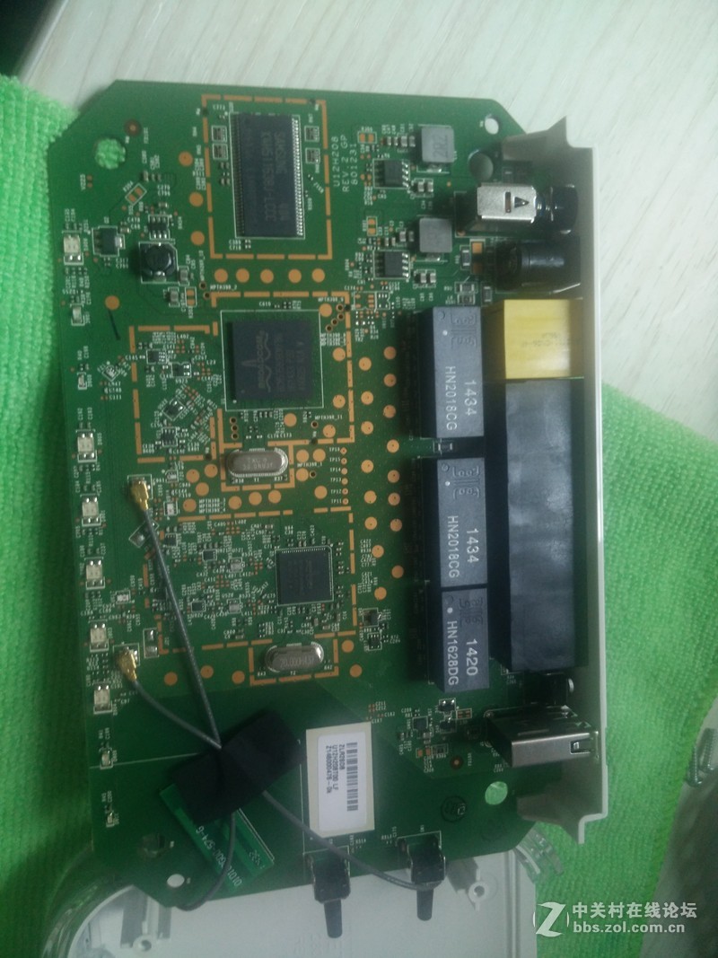 美帝良心？缩水时代，美帝也没良心!暴拆网件小白兔JNDR3000！