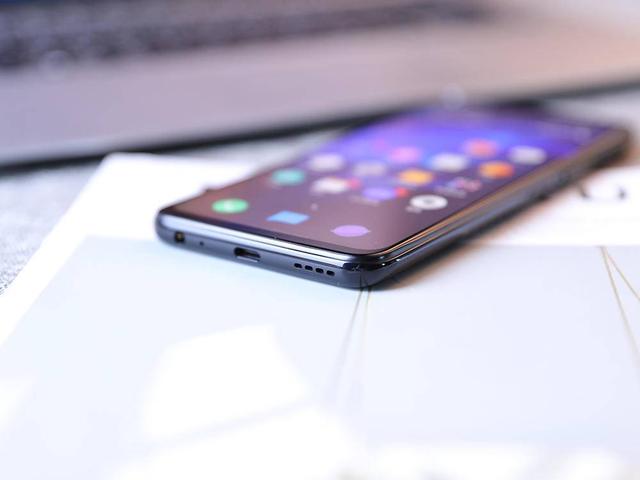 新一代机皇iQOO Z1：突破价位的极致体验