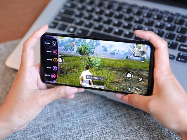 新一代机皇iQOO Z1：突破价位的极致体验