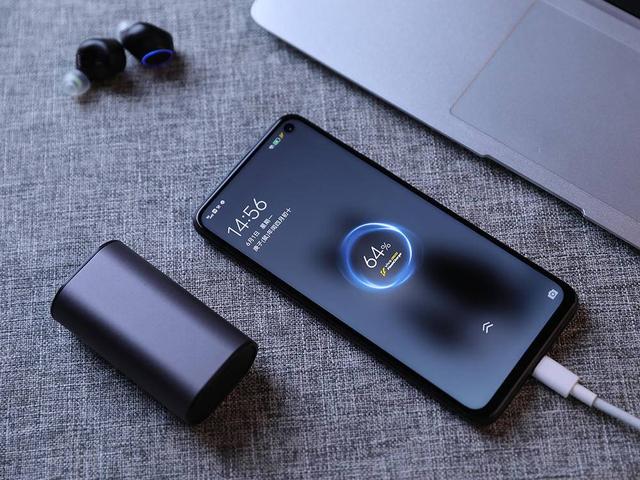 新一代机皇iQOO Z1：突破价位的极致体验