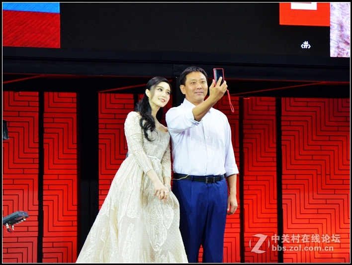 联想528 Tech World联想集团执行副总刘军与范爷互动