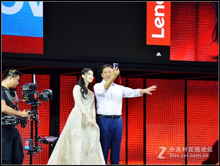 联想528 Tech World联想集团执行副总刘军与范爷互动