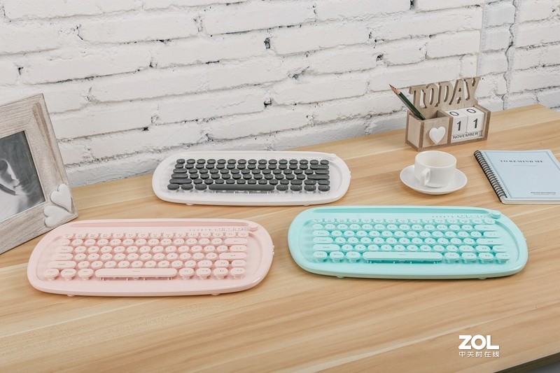有线无线两相宜，女性向富德卡洛琳娜双模键盘