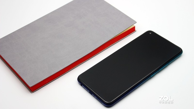 配置性能以及外观均衡，堪称次旗舰的千元机-vivo Z5x，惊喜要远大于遗憾