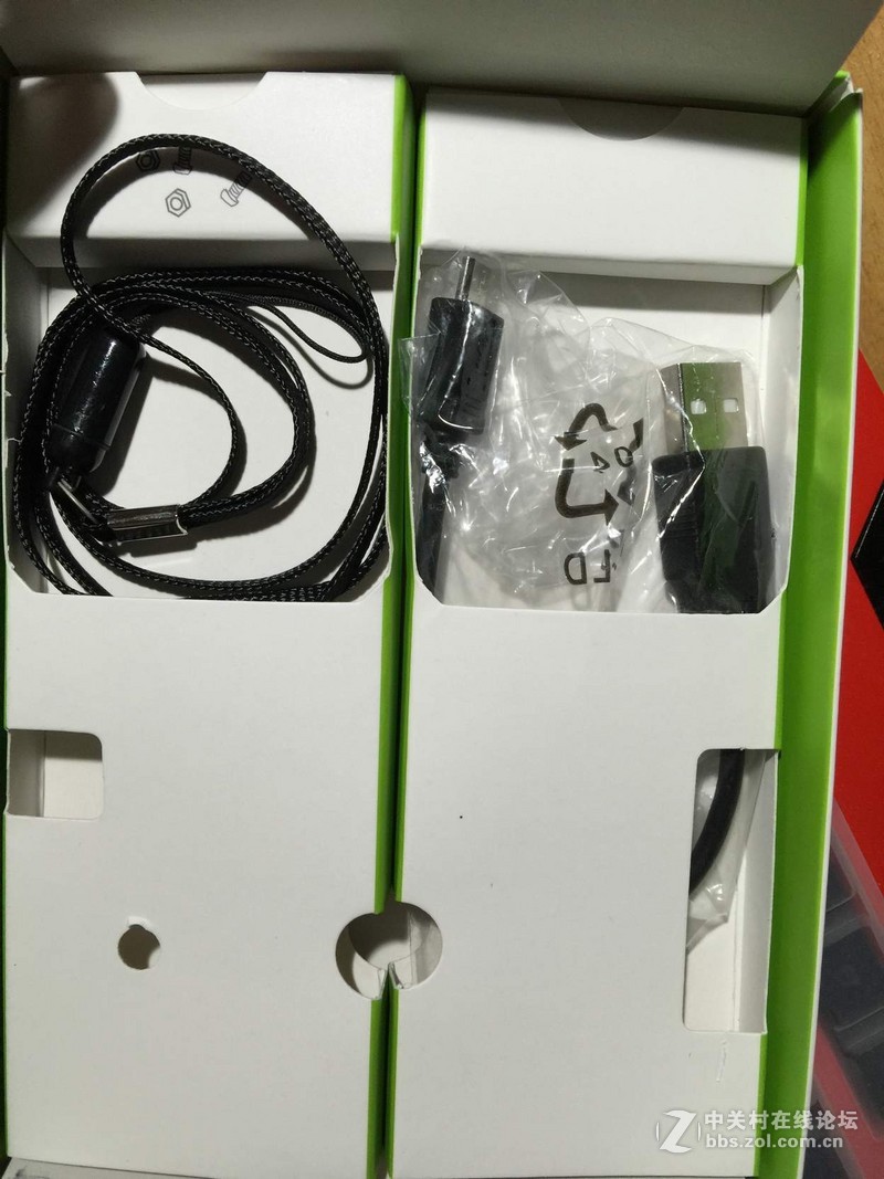 #春季出行数码随行礼包#第一弹----纸可拍数码相机。